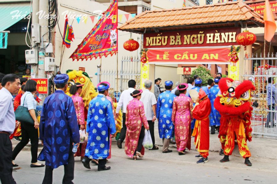 Lễ hội Miếu Bà Ngũ Hành